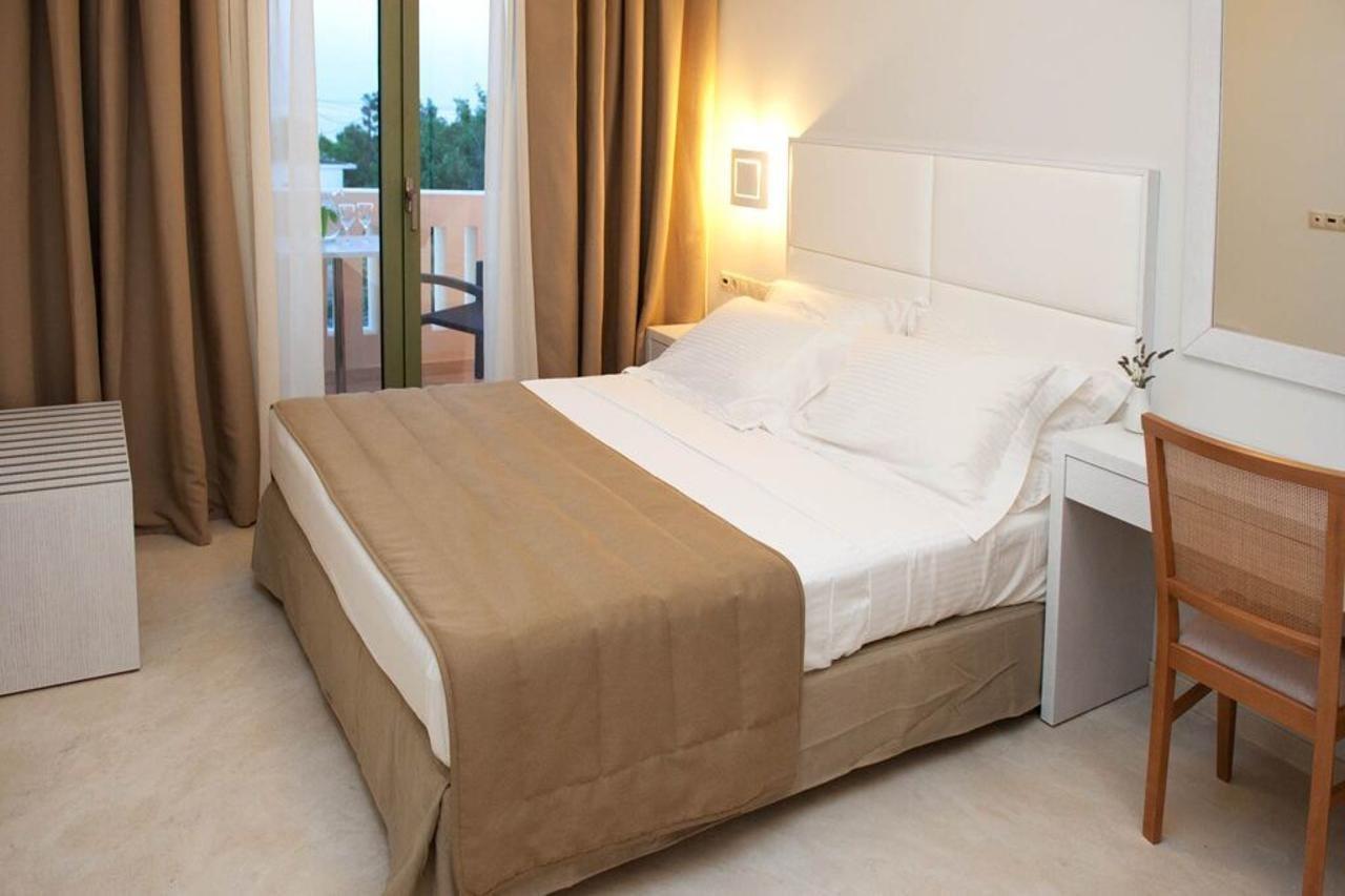 Aphrodite Samos Suites Marathókampos Eksteriør bilde