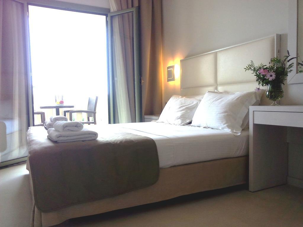 Aphrodite Samos Suites Marathókampos Eksteriør bilde