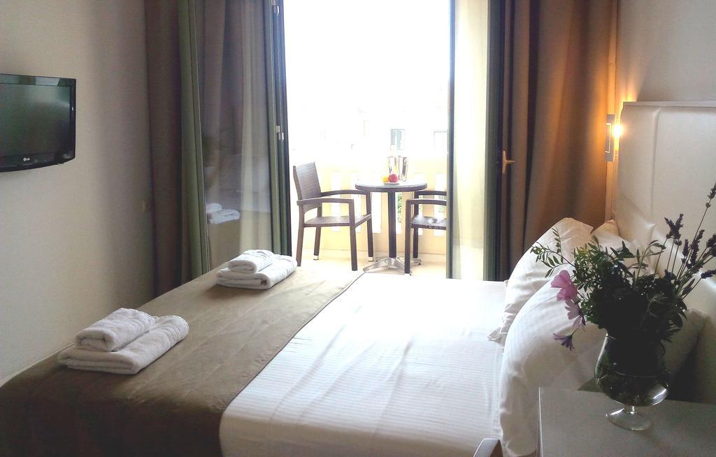 Aphrodite Samos Suites Marathókampos Eksteriør bilde
