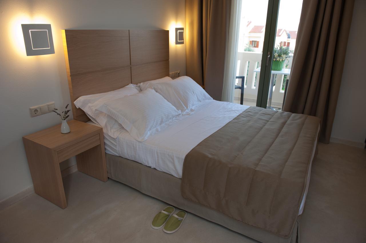 Aphrodite Samos Suites Marathókampos Eksteriør bilde