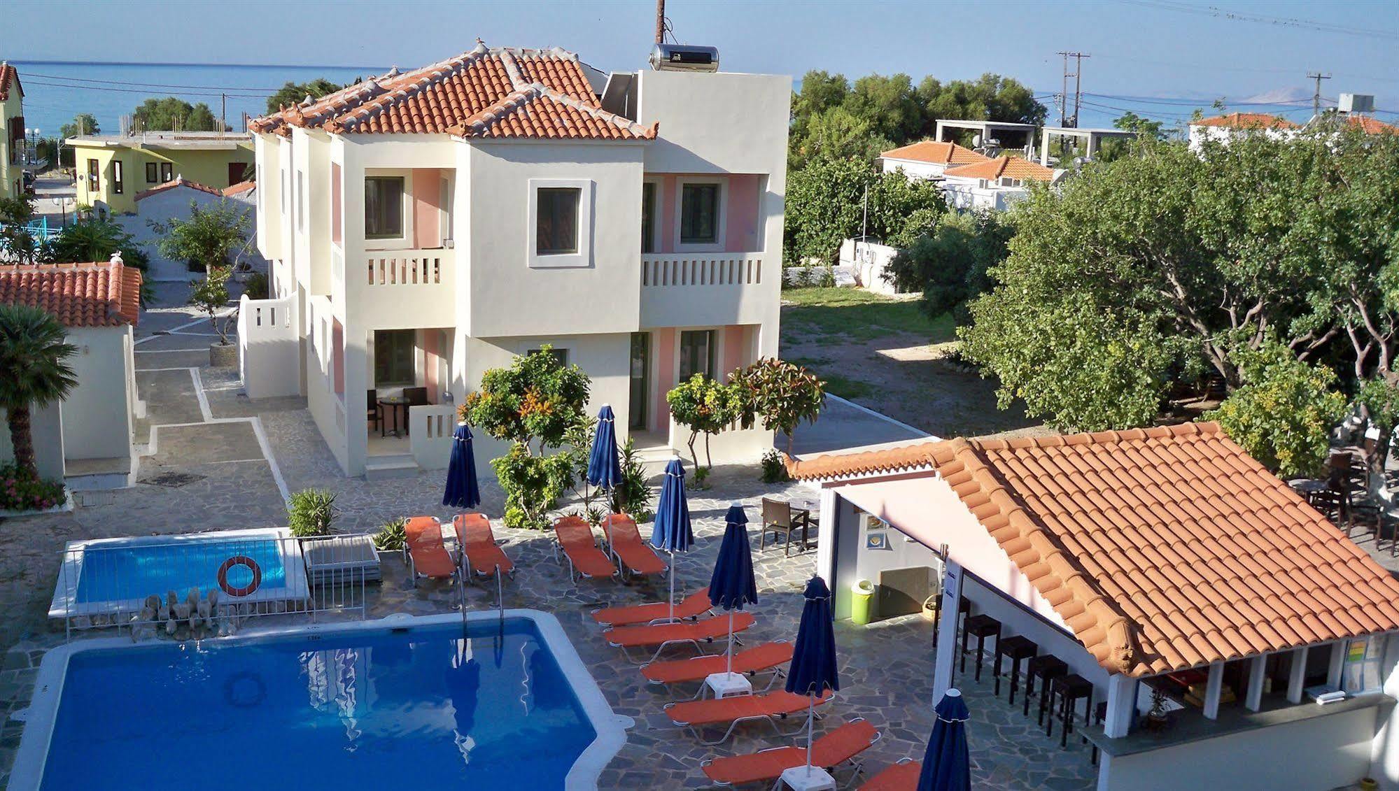 Aphrodite Samos Suites Marathókampos Eksteriør bilde