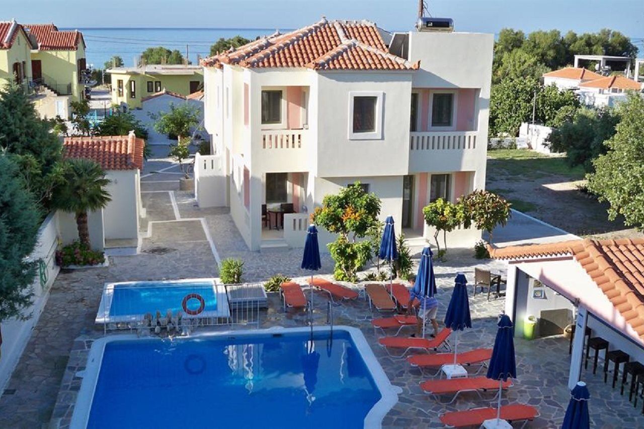 Aphrodite Samos Suites Marathókampos Eksteriør bilde