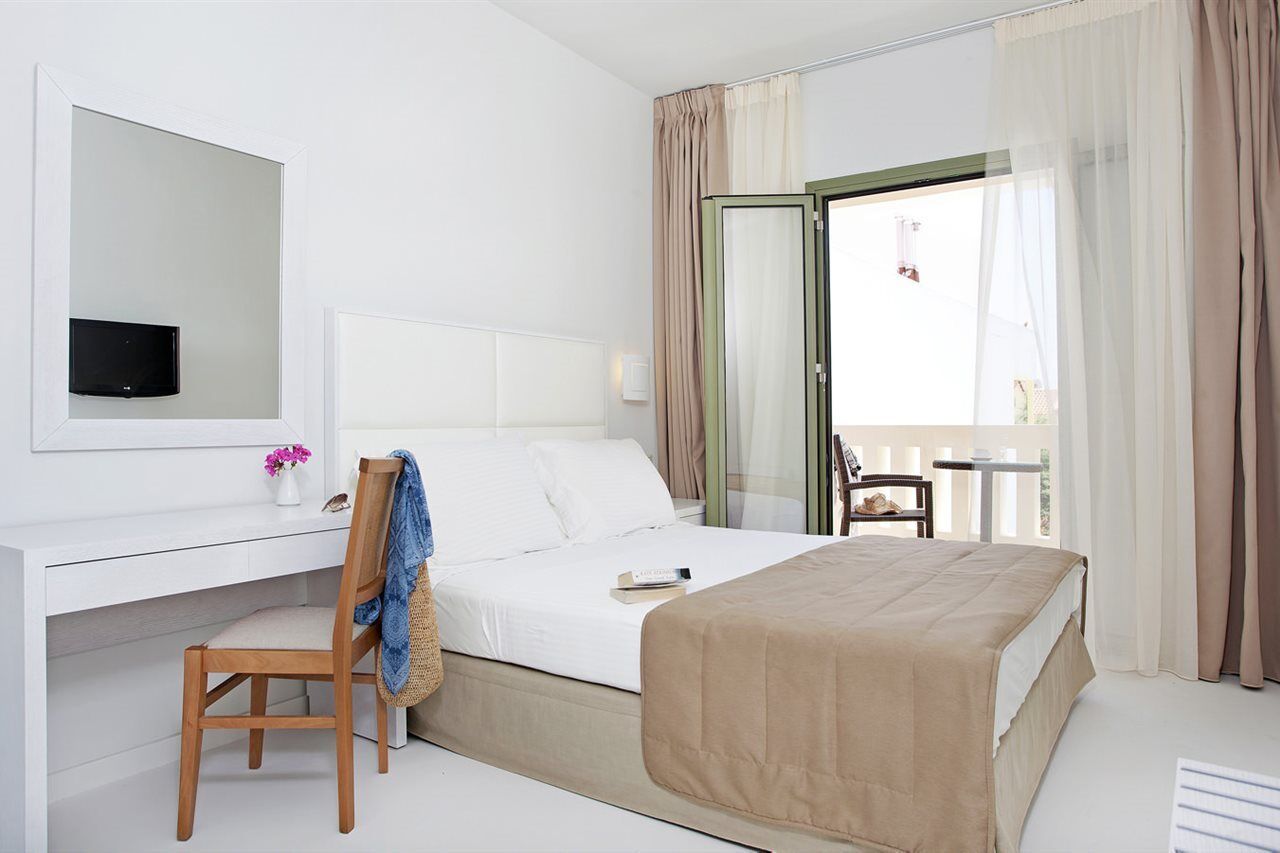 Aphrodite Samos Suites Marathókampos Eksteriør bilde